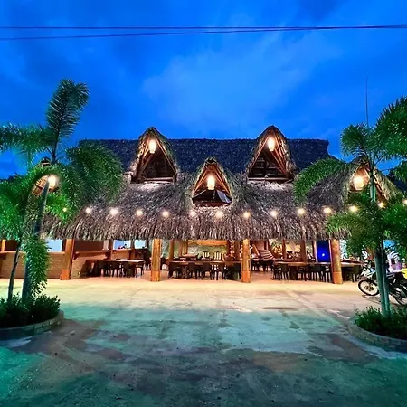 Arca Tayrona Restaurant & Hostal